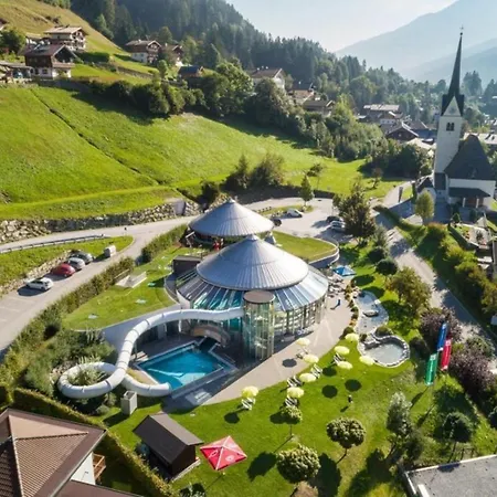 Schoeneben Enzian Dom wakacyjny